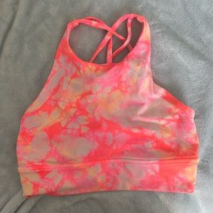 Lululemon sports bra